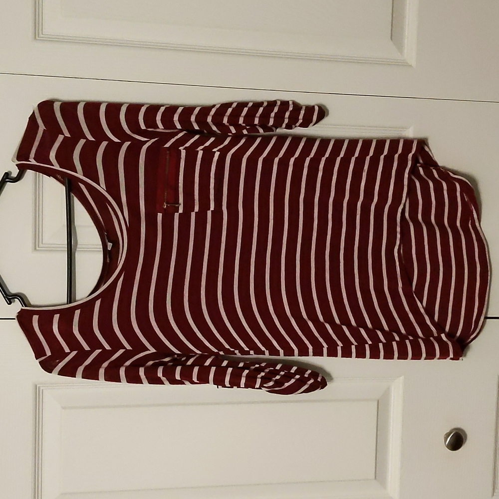Charlotte Russe Three quarter sleeve t shirt